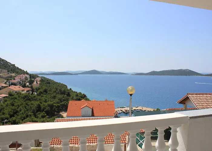 Toni Na Moru * Drage