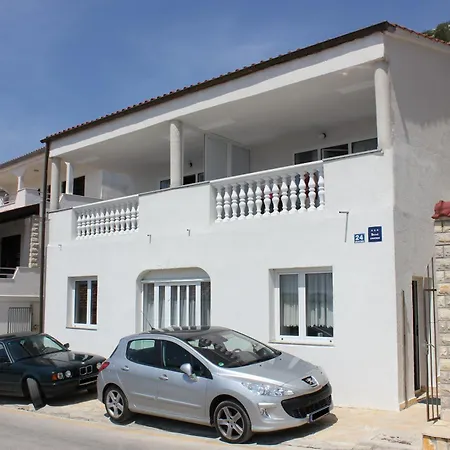 Toni Na Moru Apartman
